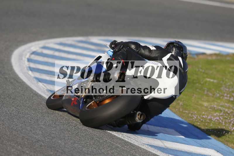 Archiv-2025/01 24.-27.01.2025 Moto Center Thun Jerez/rot-red/backside